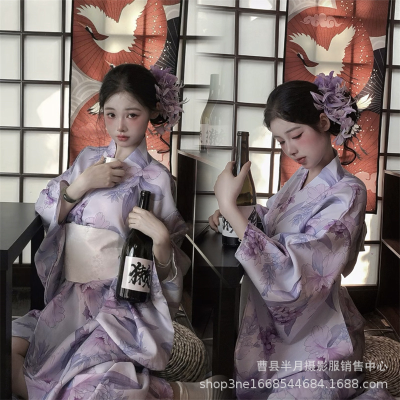 Japanese Women Formal Wear - Nouveau modèle de Studio Kimono japonais